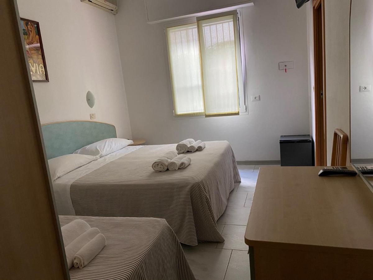 מילאנו מריטימה Hotel Chery מראה חיצוני תמונה