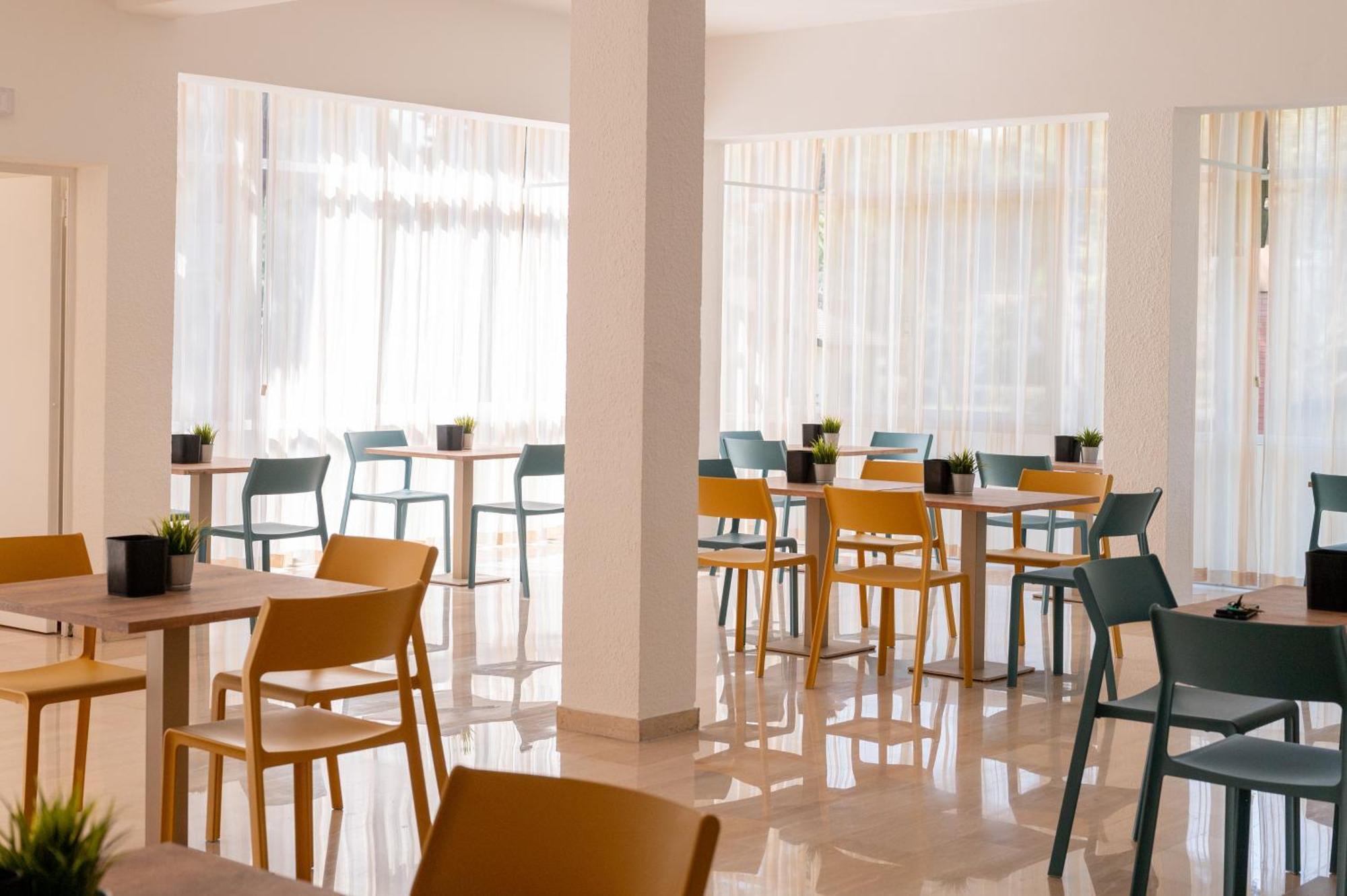 מילאנו מריטימה Hotel Chery מראה חיצוני תמונה