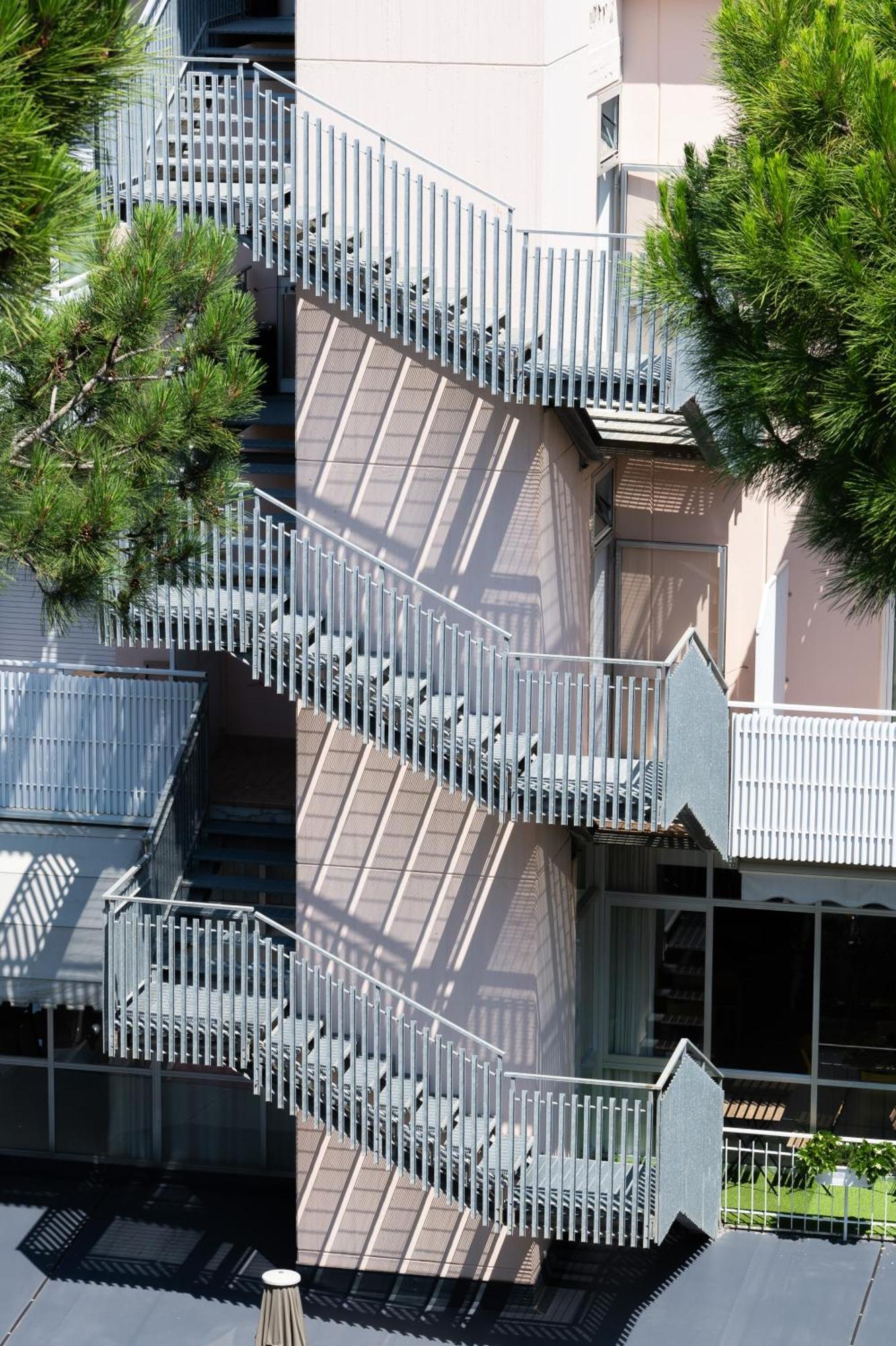 מילאנו מריטימה Hotel Chery מראה חיצוני תמונה